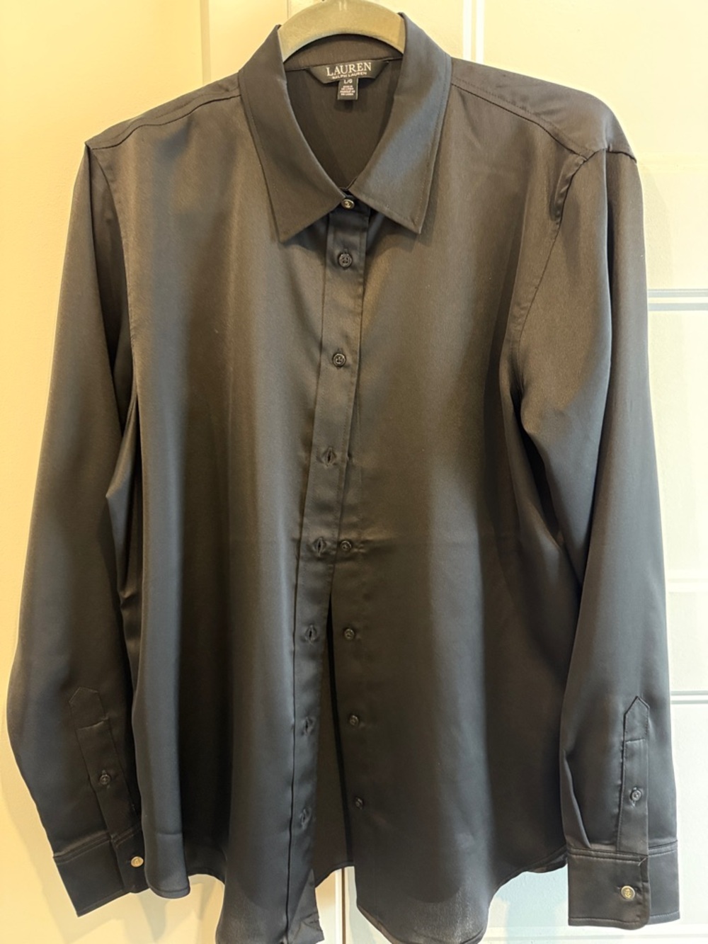 Lauren Ralph Lauren Women’s Black Long-Sleeve silky button up shirt